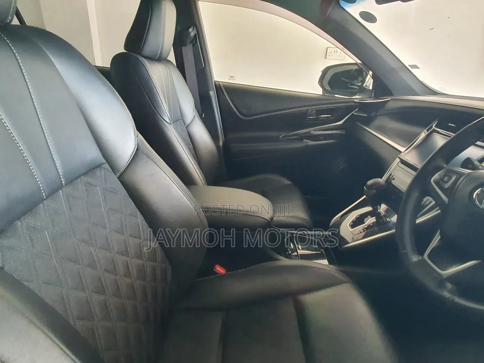Toyota Harrier 2018 White