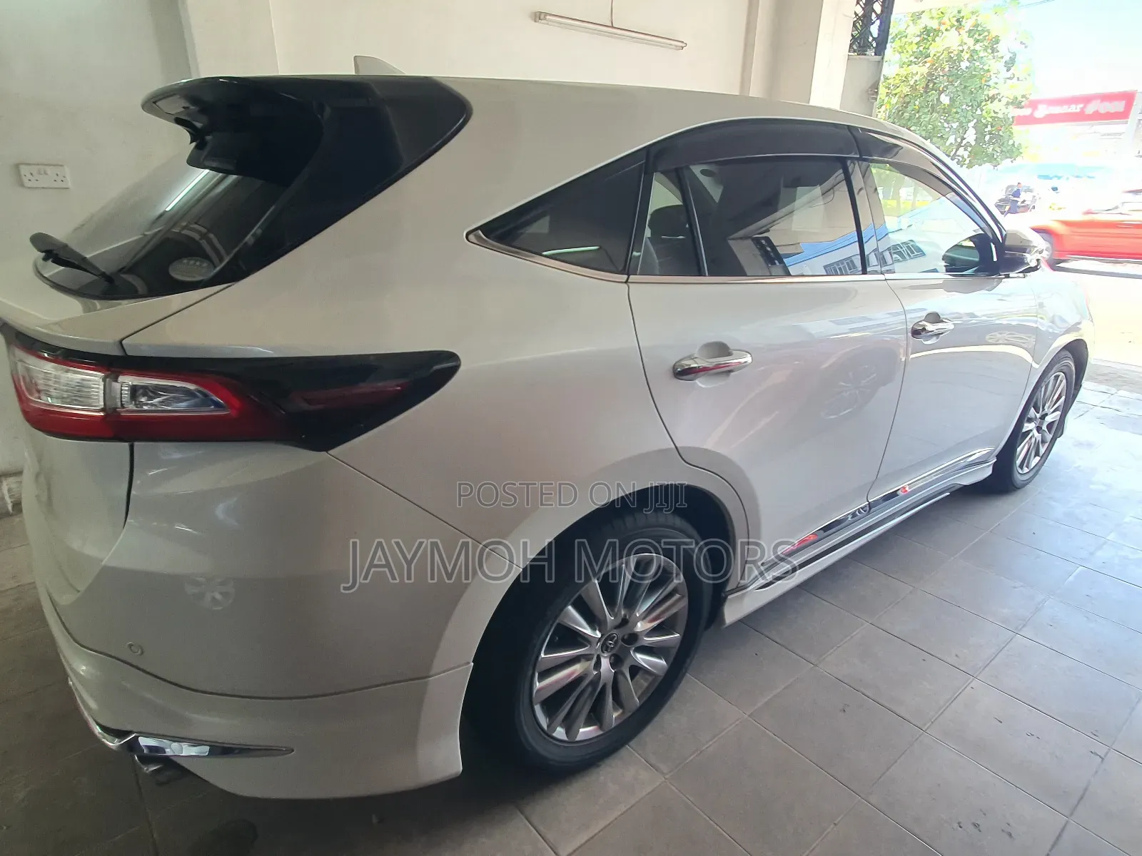 Toyota Harrier 2018 White