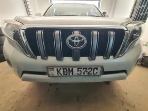 Toyota Land Cruiser Prado 2016 White