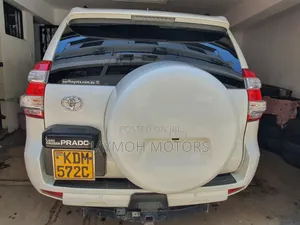Toyota Land Cruiser Prado 2016 White