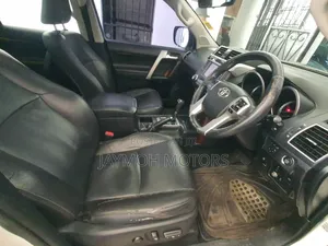 Toyota Land Cruiser Prado 2016 White