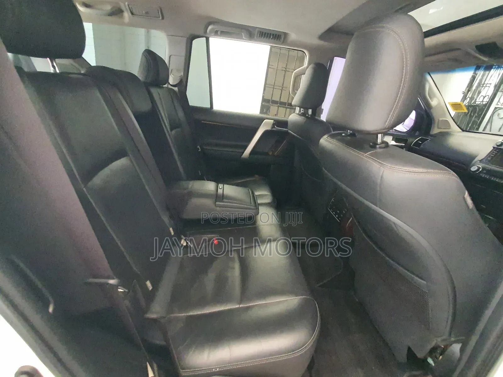Toyota Land Cruiser Prado 2016 White