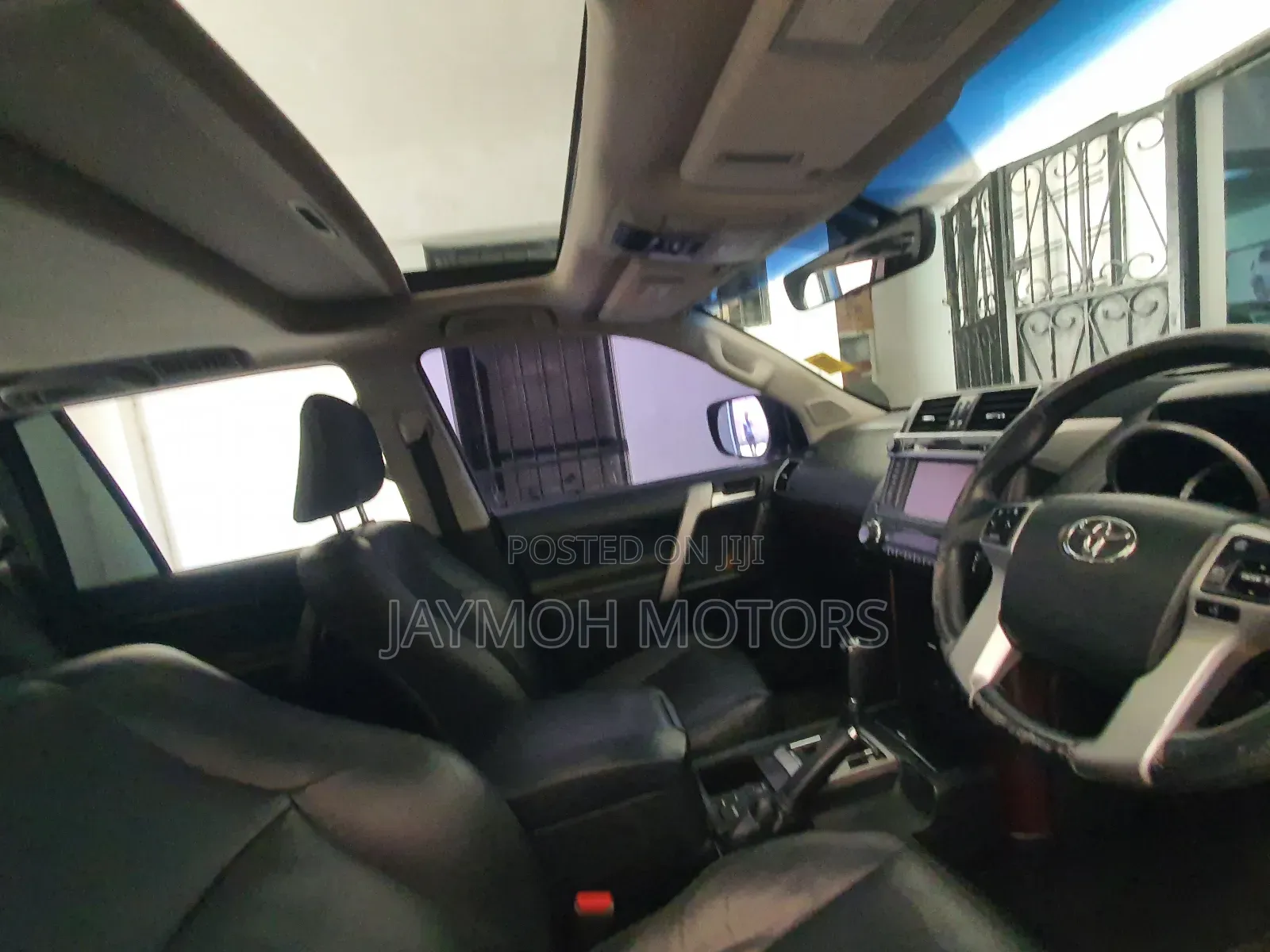 Toyota Land Cruiser Prado 2016 White