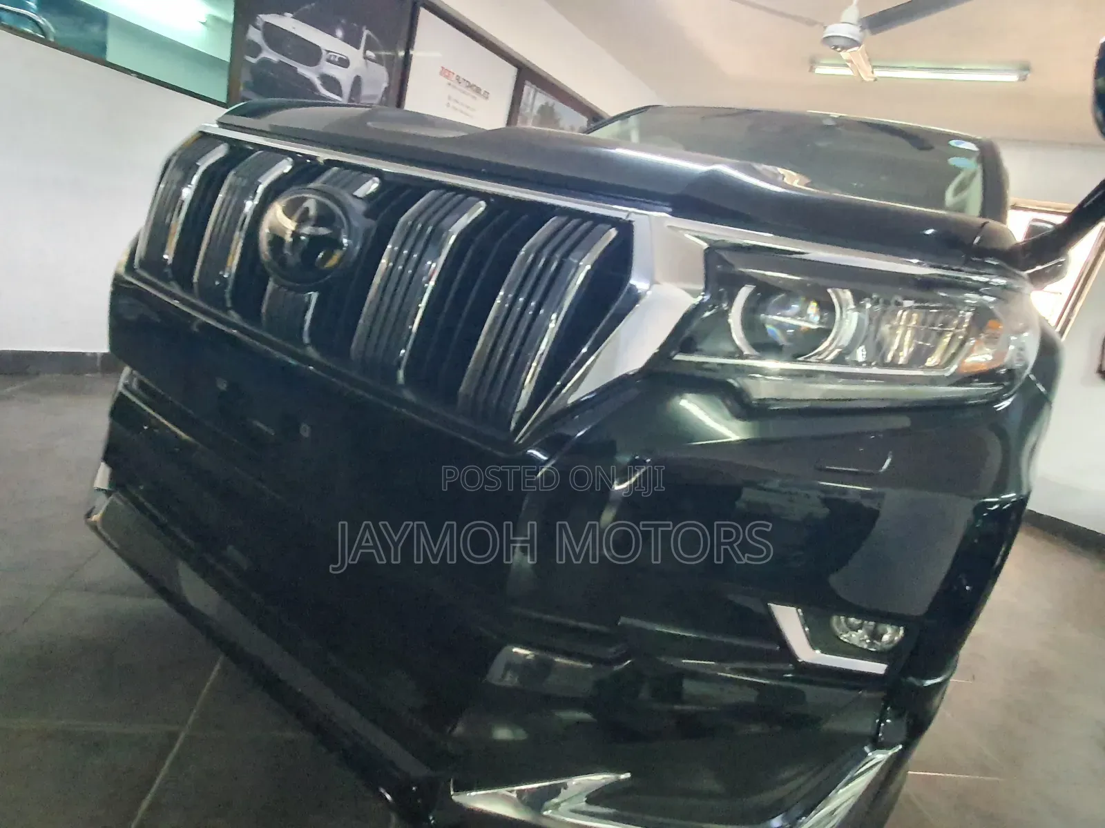 Toyota Land Cruiser Prado 2018 Black