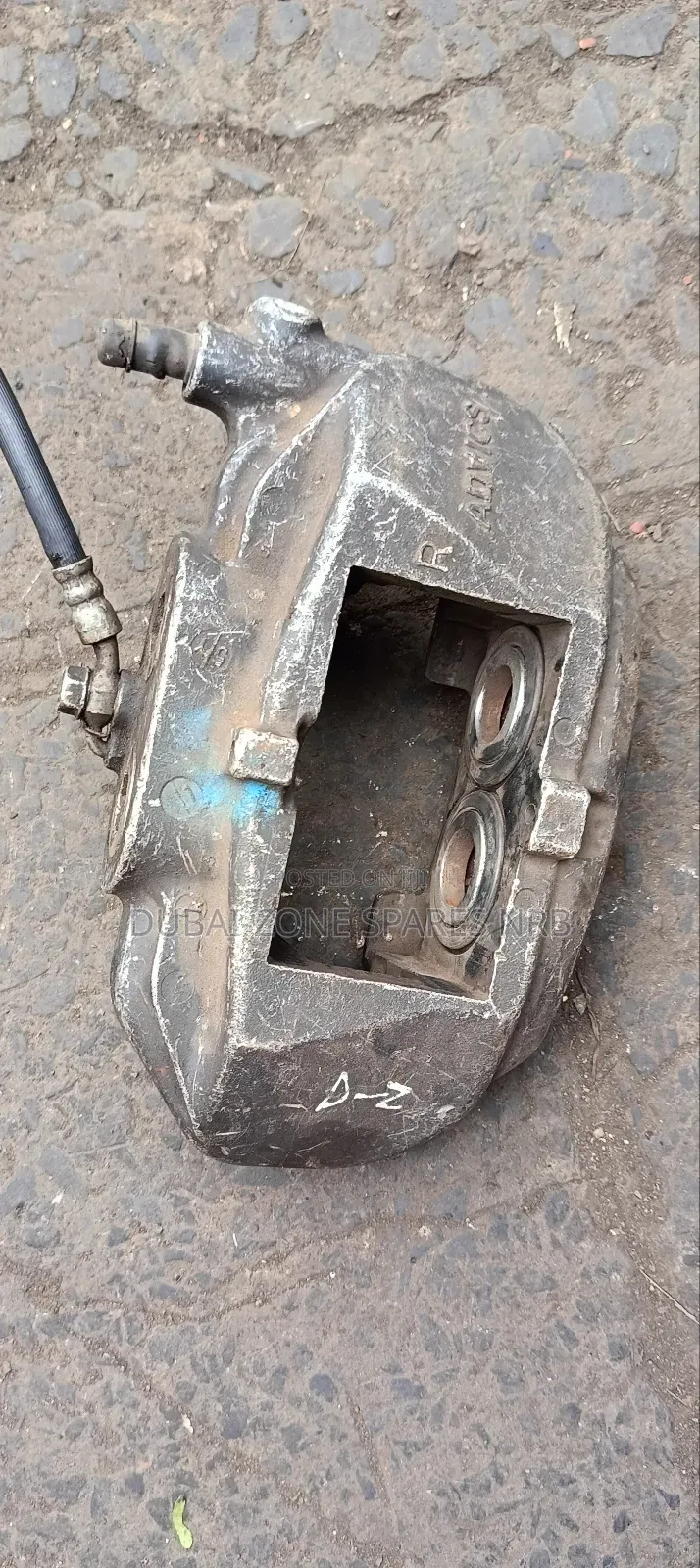 Front Calipers 4-Pistons Mark X, Crown Sport Vehicles.