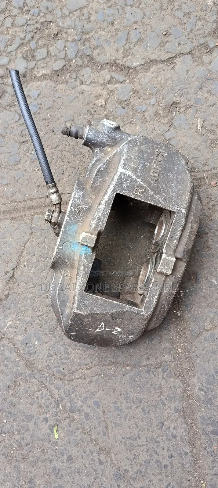 Front Calipers 4-Pistons Mark X, Crown Sport Vehicles.