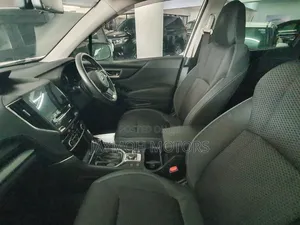 Subaru Forester 2018 White