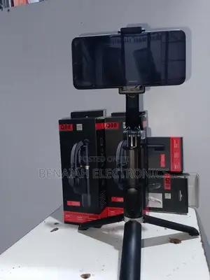 Powered Gimble Stabilizer With 40 Inches Tripod Stand