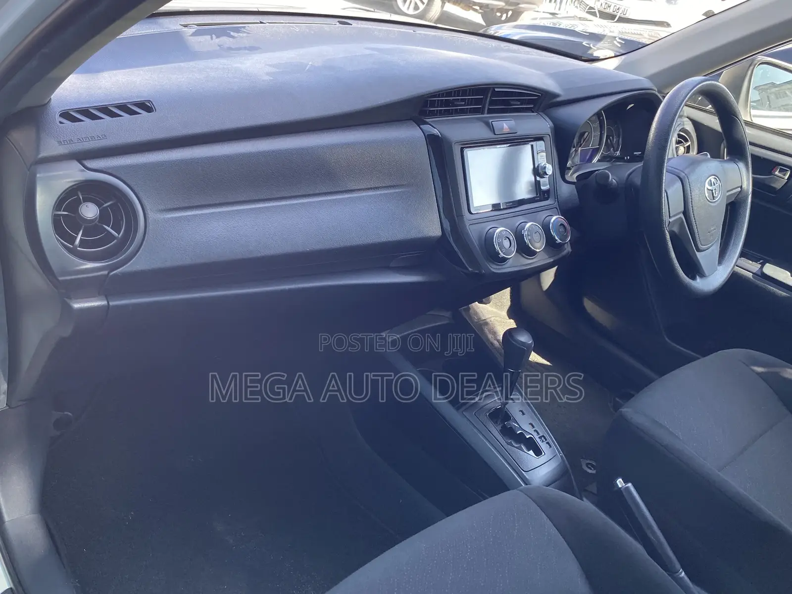 Toyota Axio 2018 Pearl