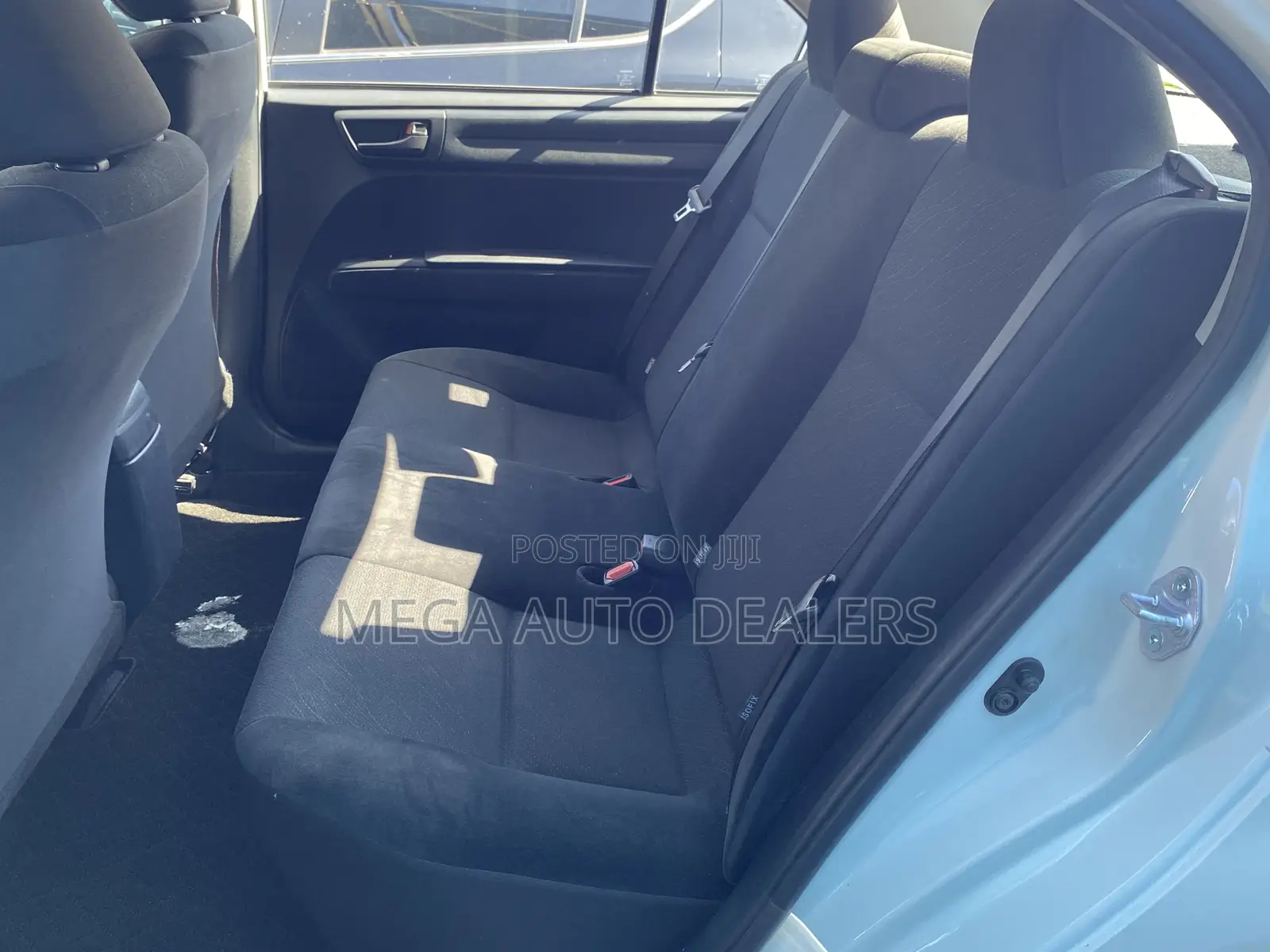 Toyota Axio 2018 Pearl