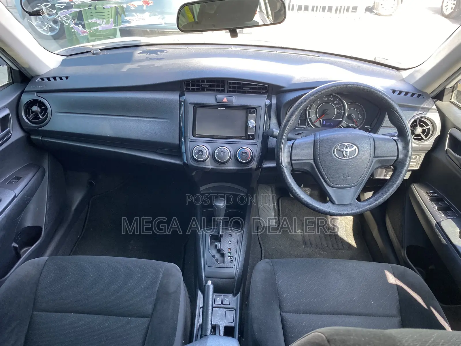 Toyota Axio 2018 Pearl