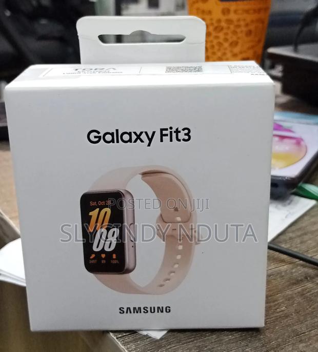 Samsung Galaxy Fit 3 Smart Watch - thumbnail 3