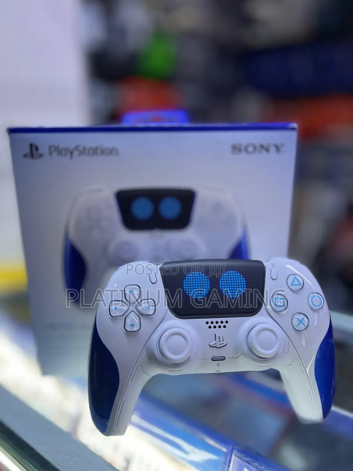Dualsense Wireless Controller - Astro Bot Limited Edition