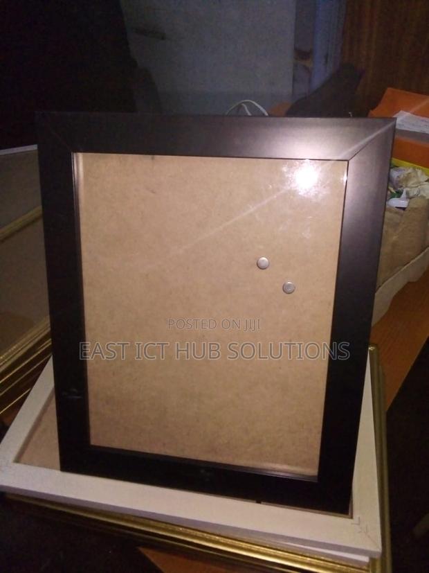 Photo Frames ( White And Black In Colour) - thumbnail 2
