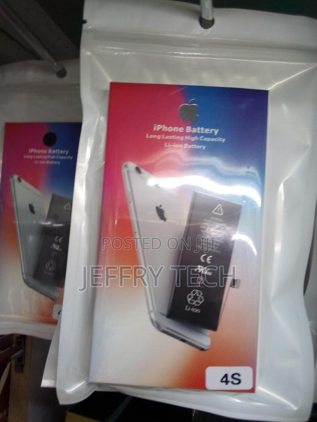 iPhone 4S Replacement Battery - main view