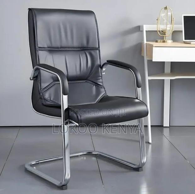 Office Chair, Executive Leather Visitor Chair - thumbnail 4