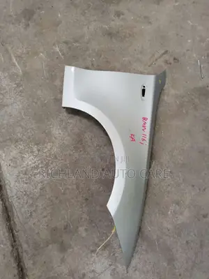 BMW 1 Series E87 Fenders