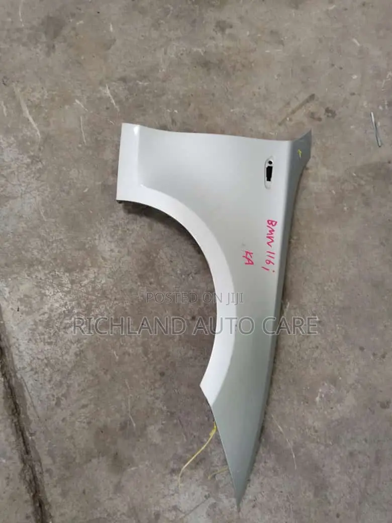 BMW 1 Series E87 Fenders