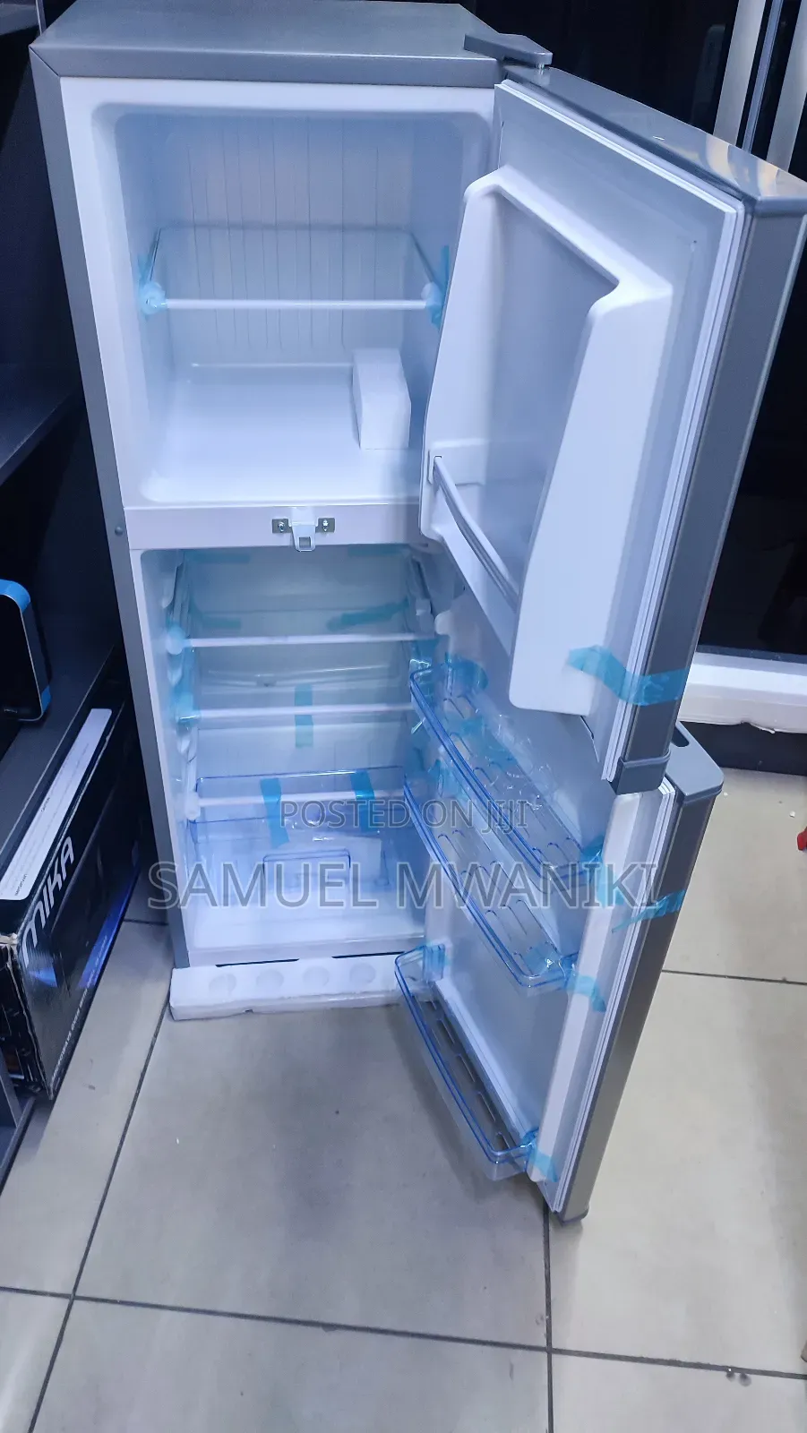Ramtons 138 Liters 2 Door Direct Cool Fridge Silver Rf/339