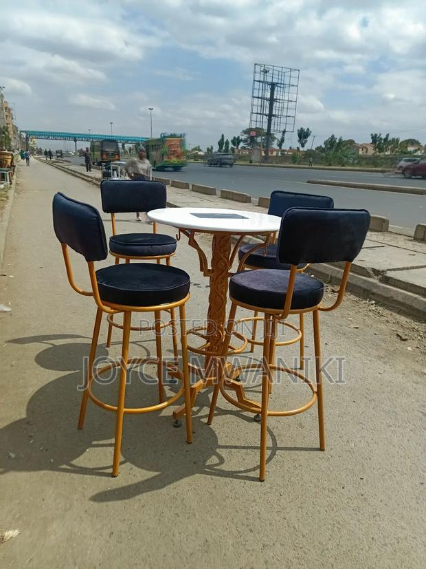 Powder Coated High Bar Set, Black and Gold 