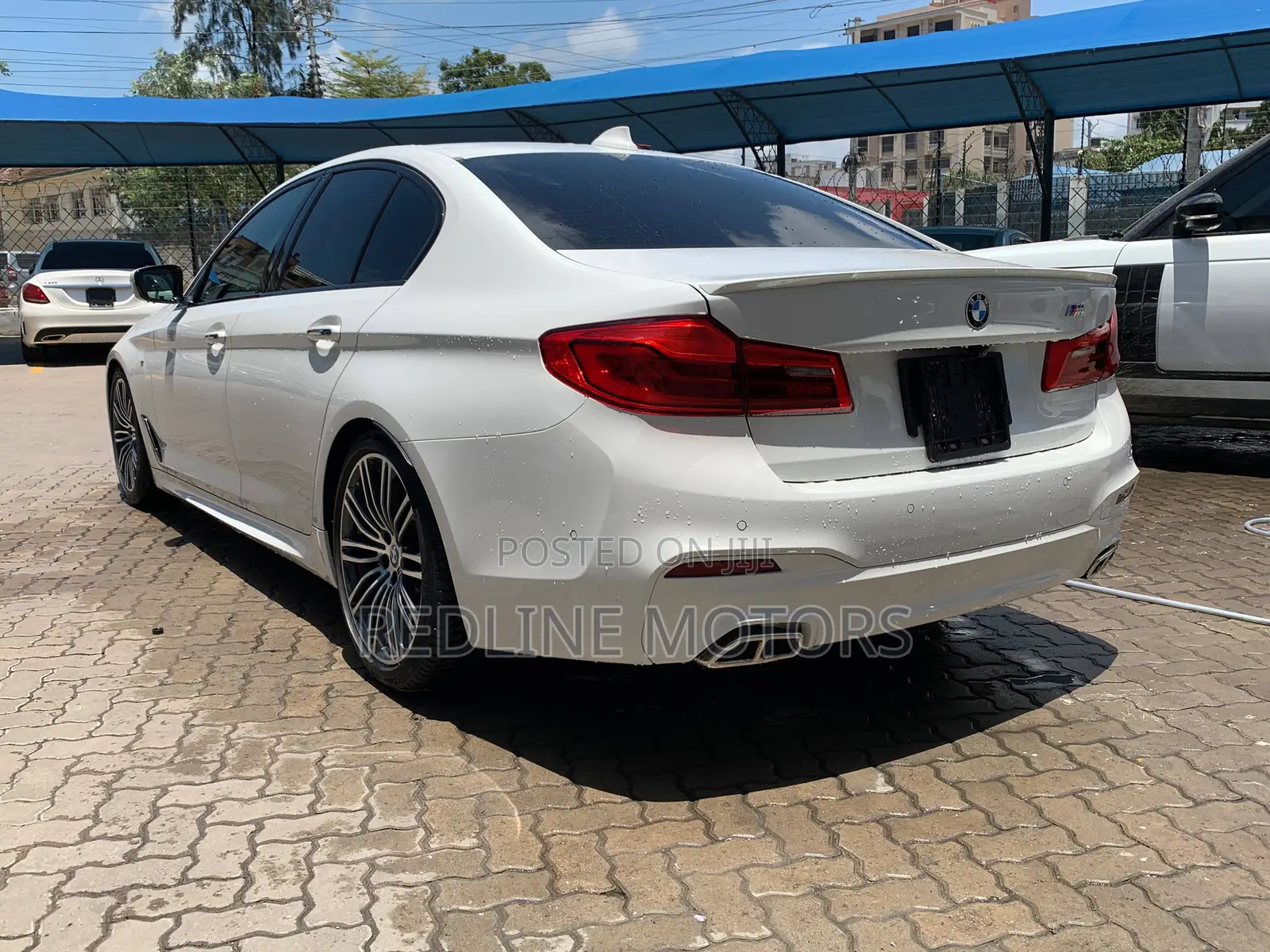 BMW 523i 2017 Off white