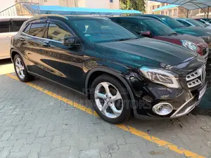Mercedes-Benz GLA-Class 2017 Black