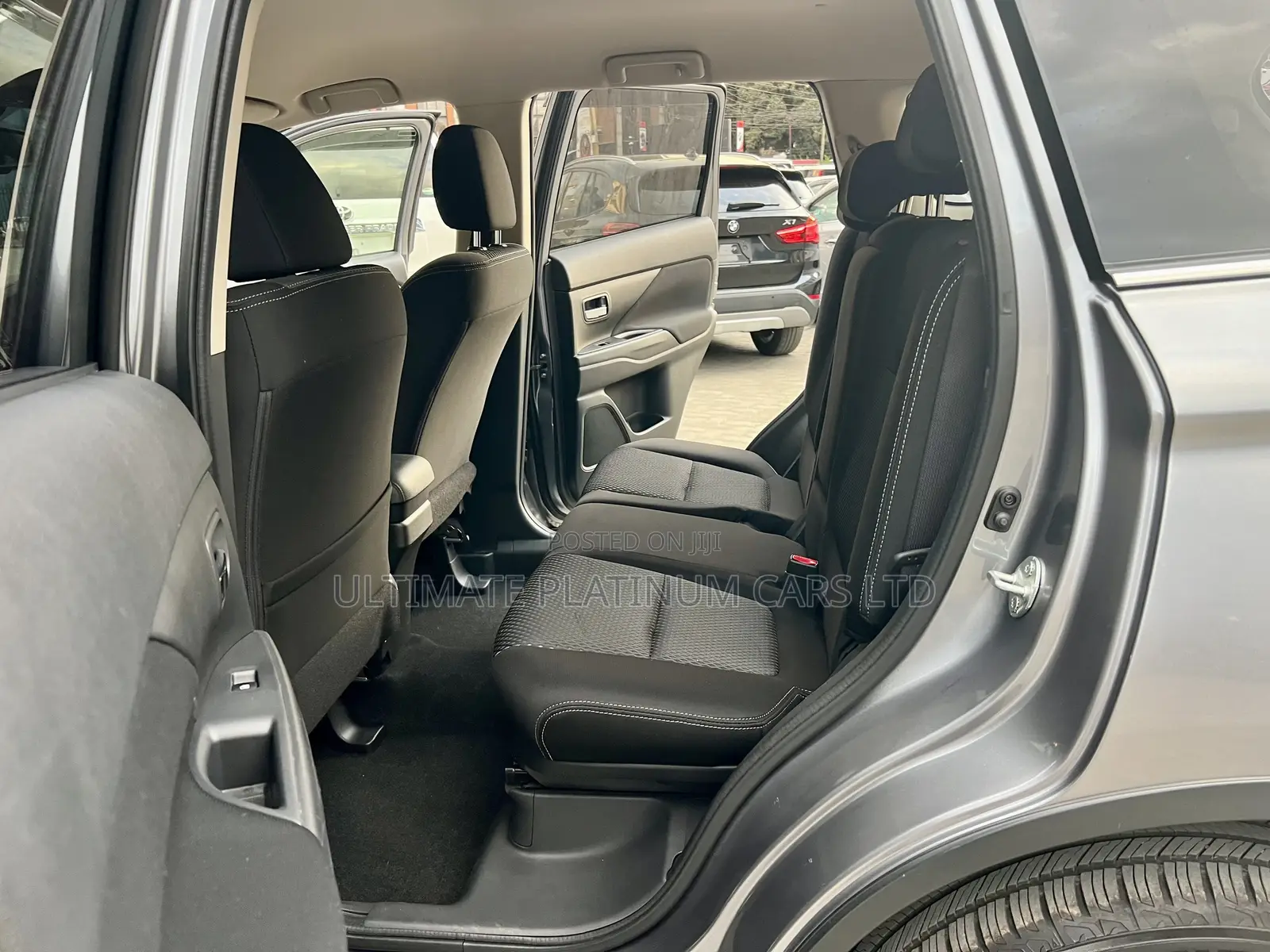 Mitsubishi Outlander 2017 Gray