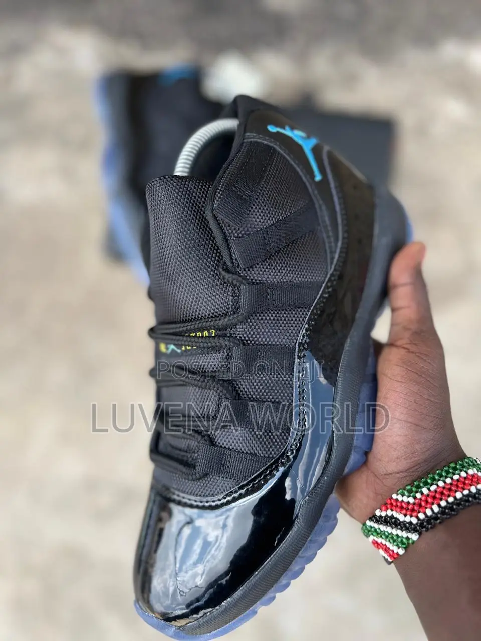 Blue Jordan 11