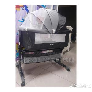 Co-Sleeper Bassinets - thumbnail 2