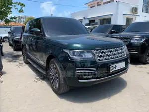 Land Rover Range Rover Vogue 2015 Green