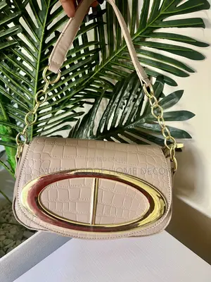 Stylish Beige Handbag Gift Idea for Her