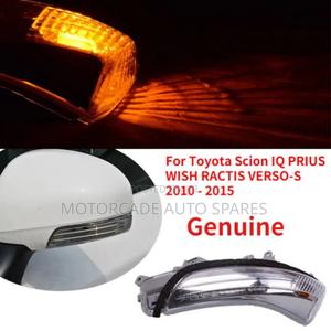 Toyota Wish 2012-2015 Side Mirror Indicator Light - main view