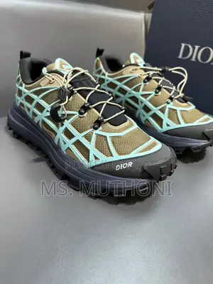 DIOR B31 Runner Sneaker