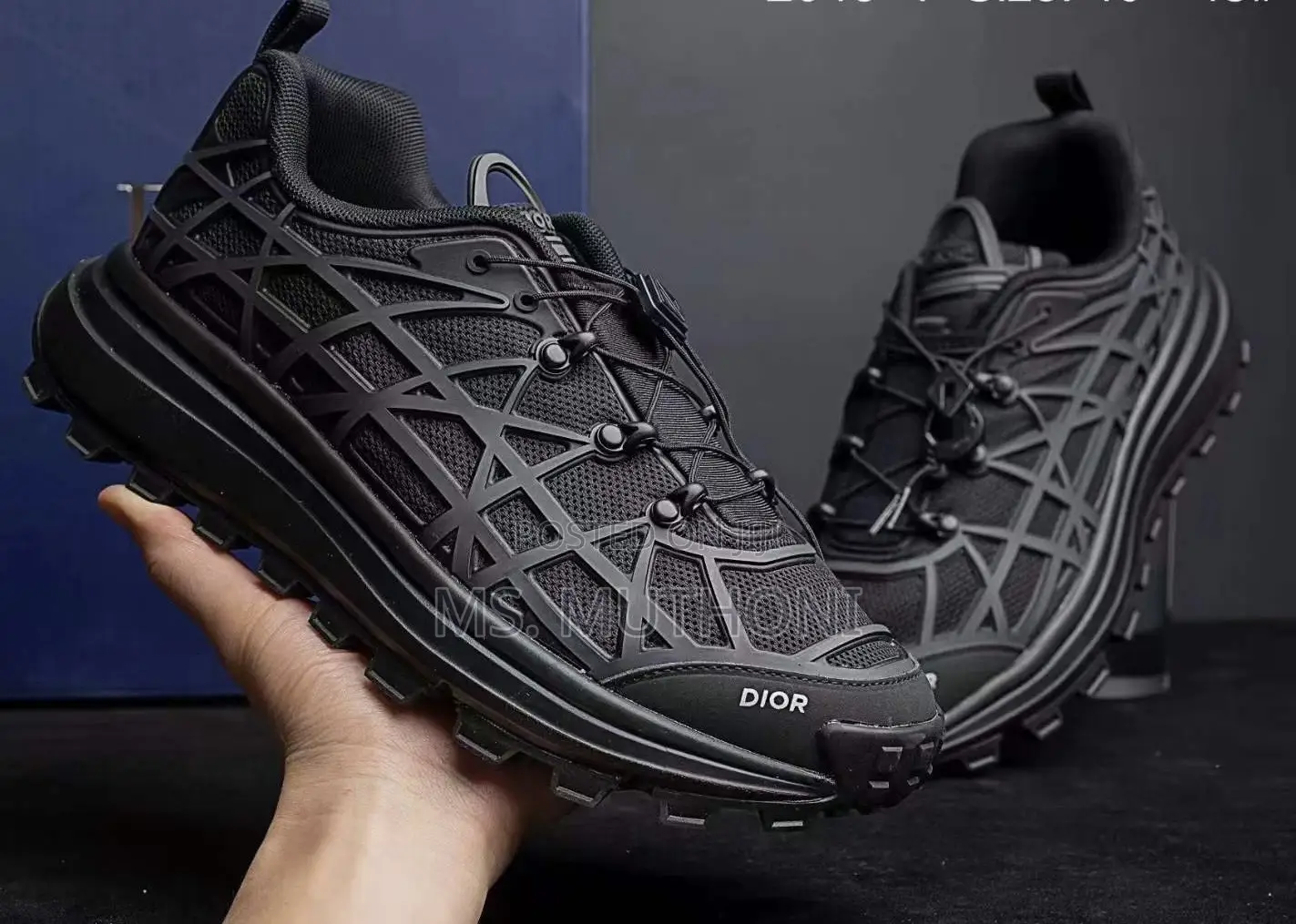 DIOR B31 Runner Sneaker