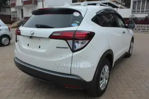 Honda Vezel 1.5 Hybrid 2WD 2016 White