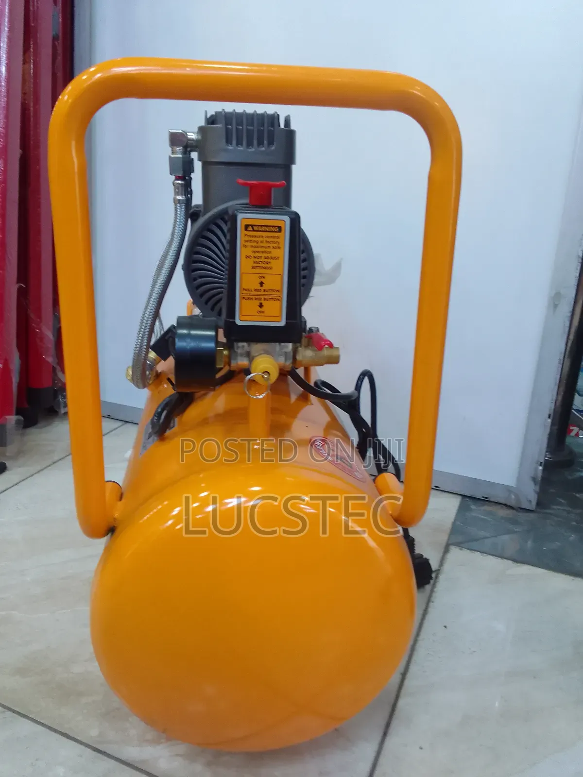 INGCO ACS111242 Silent and Oil-Free Air Compressor 1.5hp 24L