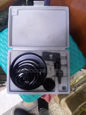 16 Piece Hole Saw Kit