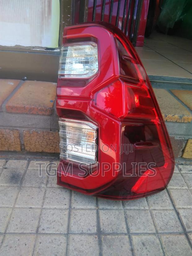 Tail Lamp Hilux Revo Right - main view