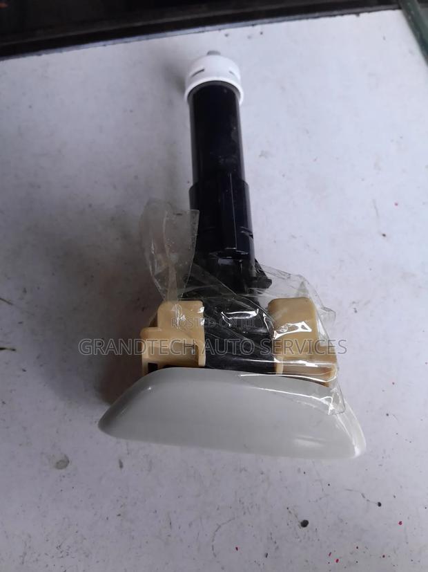 Mazda Cx5 Nozzle Jet +Cap Washer. - main view