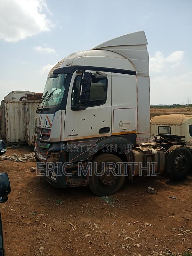 Mercedes Actros Mp4 - main view