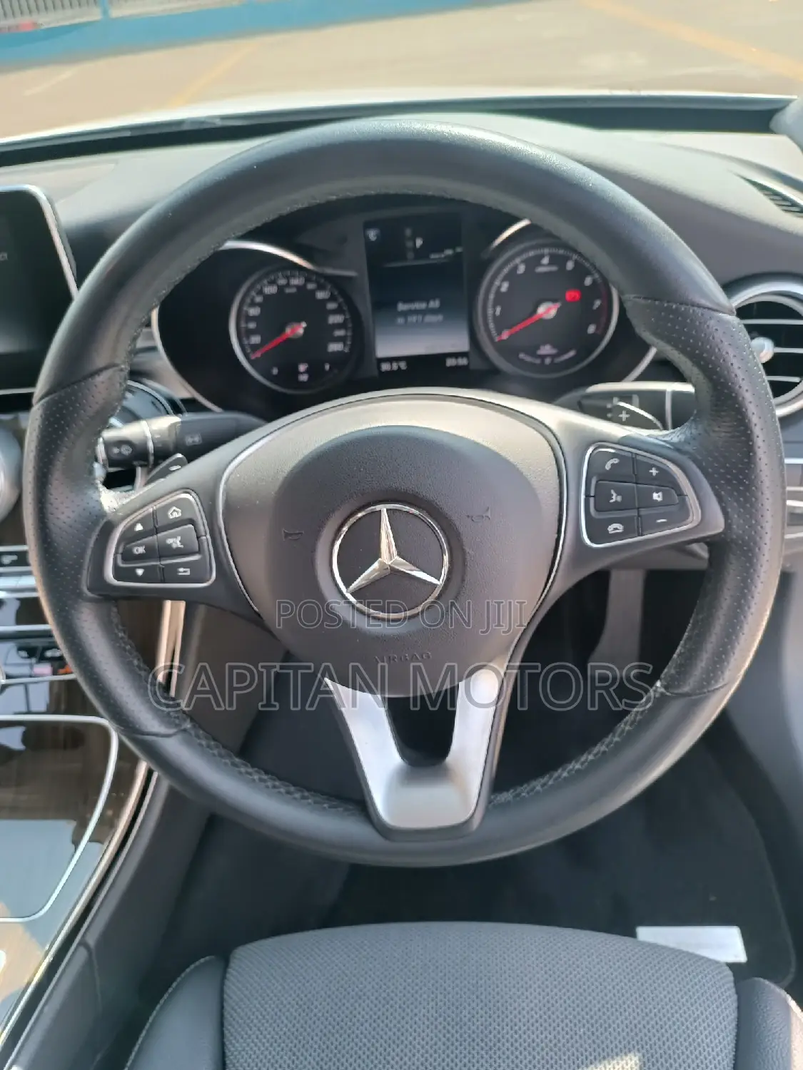 Mercedes-Benz C350 C350e Hybrid RWD 2017 White