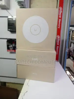Ubiquiti U7-Pro Access Point^° Wifi 7 U7-Pro