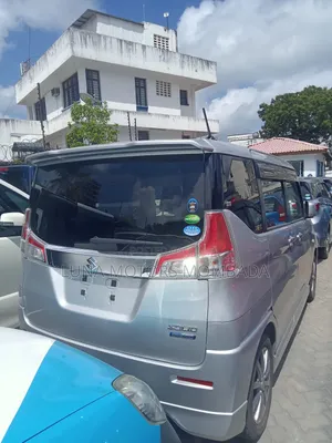 Suzuki Solio 2017 Silver