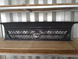 Toyota Hiace Shark 5l/3l Grille (Grey)