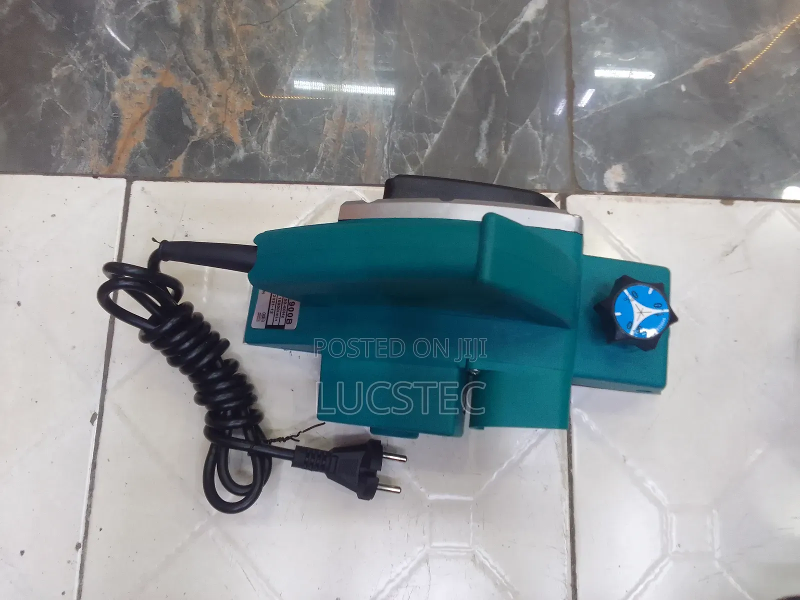 Makita N1900B Electric Planer 680W