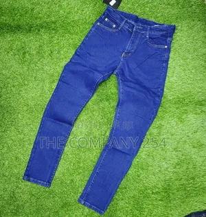 Plain Denim Quality BMW Casual Jeans Available