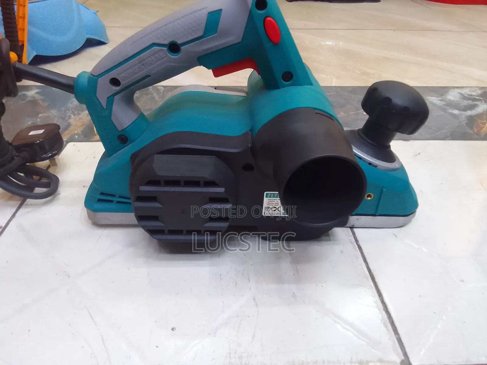 Total TL1108236 Electric Planer 1050W