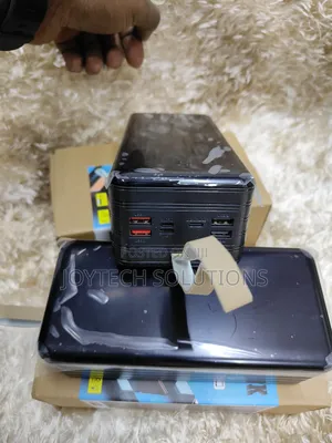 Power Bank 60,000mah 7 Ports