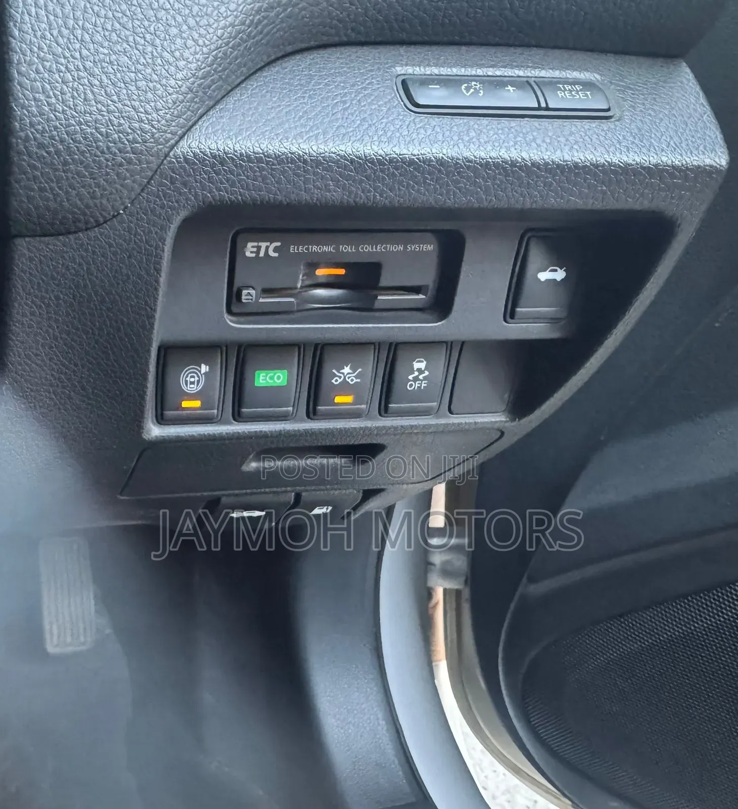 New Land Rover Defender 2024 Gray