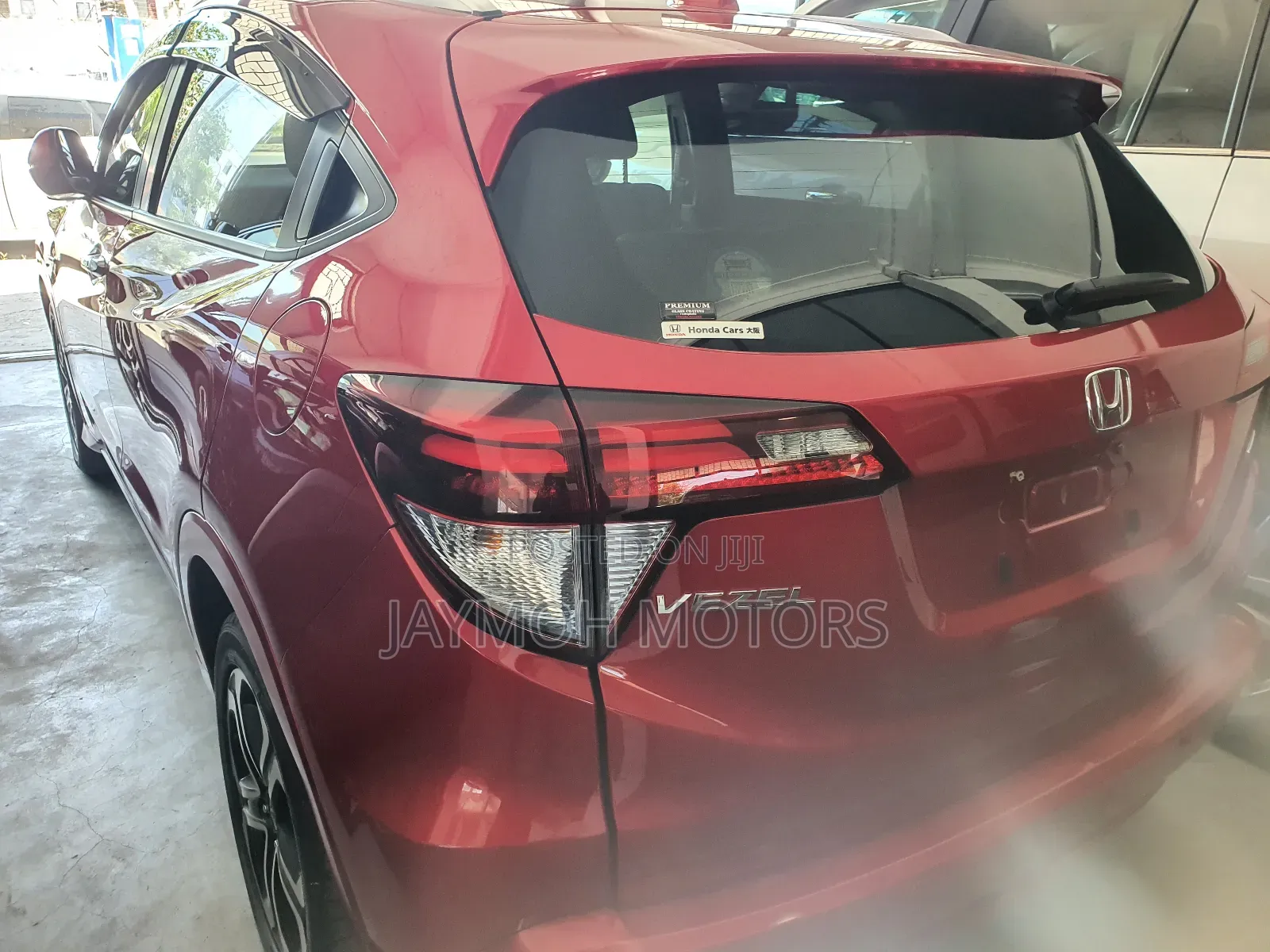 Honda Vezel 2018 Red